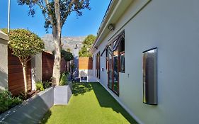 Cottage 8 - Virginia Avenue Villas